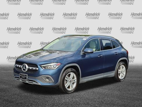 Used 2021 Mercedes-Benz GLA 250 4MATIC w/ Premium Package image 5