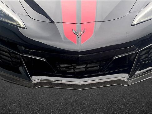 Used 2024 Chevrolet Corvette Z06 RWD image 34