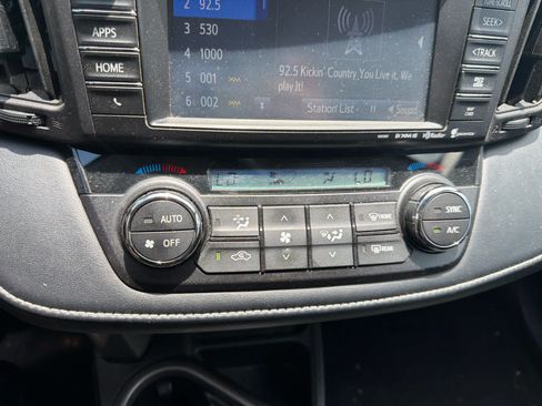 Used 2016 Toyota RAV4 XLE FWD image 28