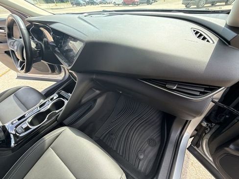 Used 2023 Buick Envision Essence AWD/4WD image 18