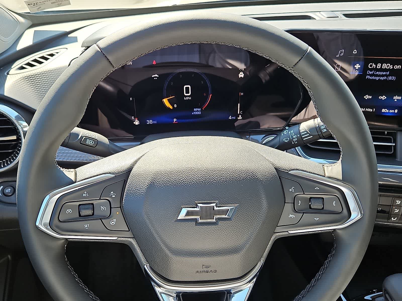 New 2026 Chevrolet Trax ACTIV w/ Sunroof Package FWD image 17