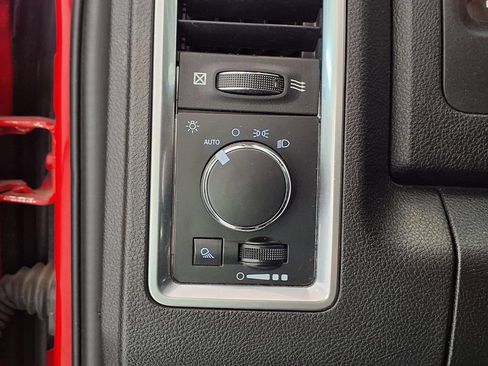 Used 2023 RAM 1500 Classic SLT w/ Trailer & Traction Group AWD/4WD image 13