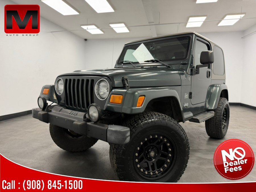 Used 2004 Jeep Wrangler Sahara w/ Dual Top Group AWD/4WD image 2