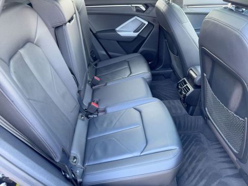 Used 2023 Audi Q3 2.0T Premium w/ Convenience Package image 29