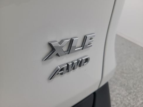 Certified 2025 Toyota RAV4 XLE AWD/4WD image 6