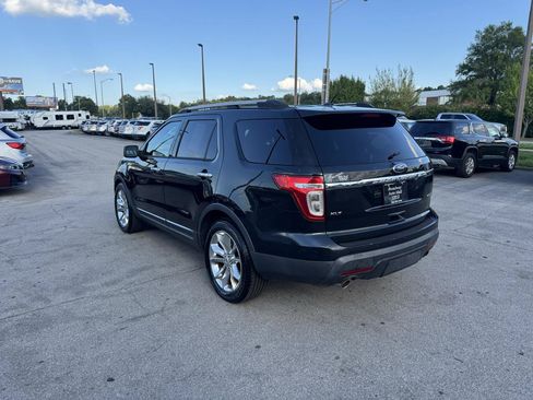 Used 2014 Ford Explorer XLT w/ Equipment Group 202A FWD image 5