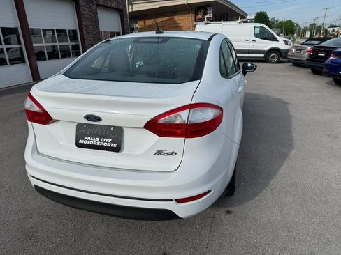 Used 2014 Ford Fiesta S FWD image 12