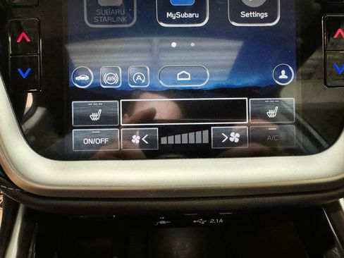 Used 2022 Subaru Outback Limited AWD/4WD image 19