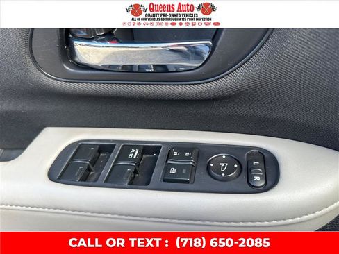 Used 2022 Honda HR-V LX image 37