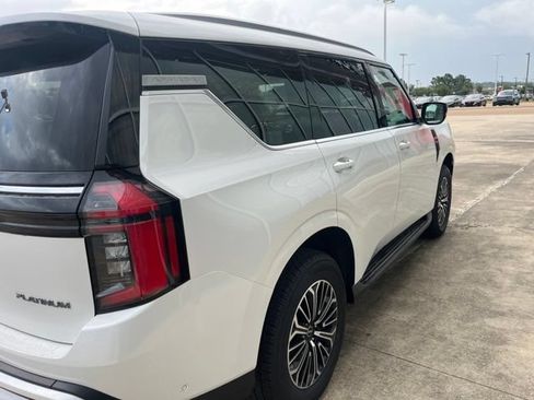 New 2026 Nissan Armada Platinum AWD/4WD image 4