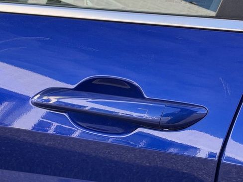 Used 2025 Hyundai Elantra Limited FWD image 29