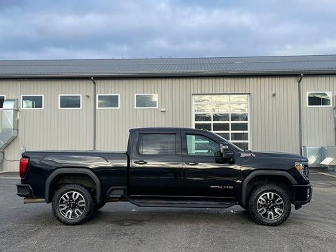 Used 2023 GMC Sierra 2500 AT4 w/ AT4 Premium Plus Package AWD/4WD image 17
