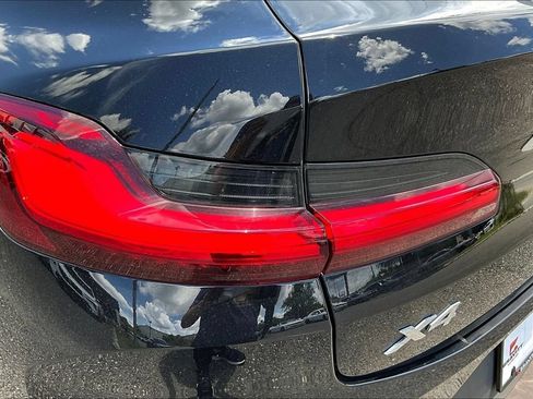 Used 2022 BMW X4 xDrive30i w/ Convenience Package AWD/4WD image 23