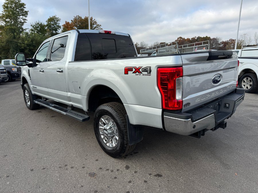 Used 2018 Ford F350 Lariat w/ Lariat Ultimate Package AWD/4WD image 3