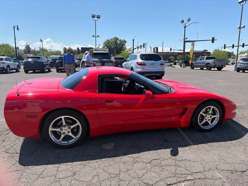 Used 1999 Chevrolet Corvette Coupe RWD image 4