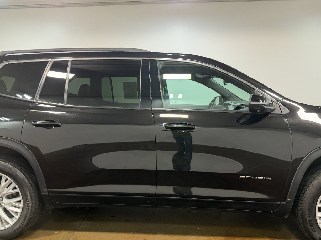 Used 2024 GMC Acadia Elevation AWD/4WD image 32