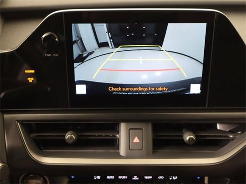 New 2025 Lexus UX 300h 300h image 17