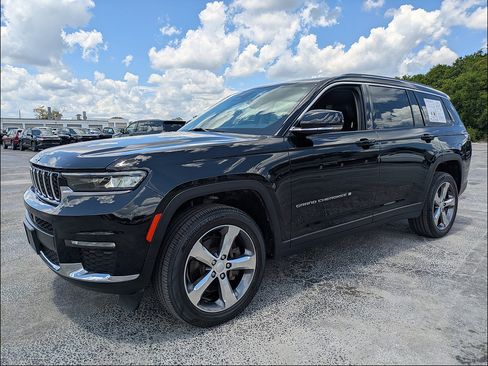 Used 2022 Jeep Grand Cherokee L Limited RWD image 5