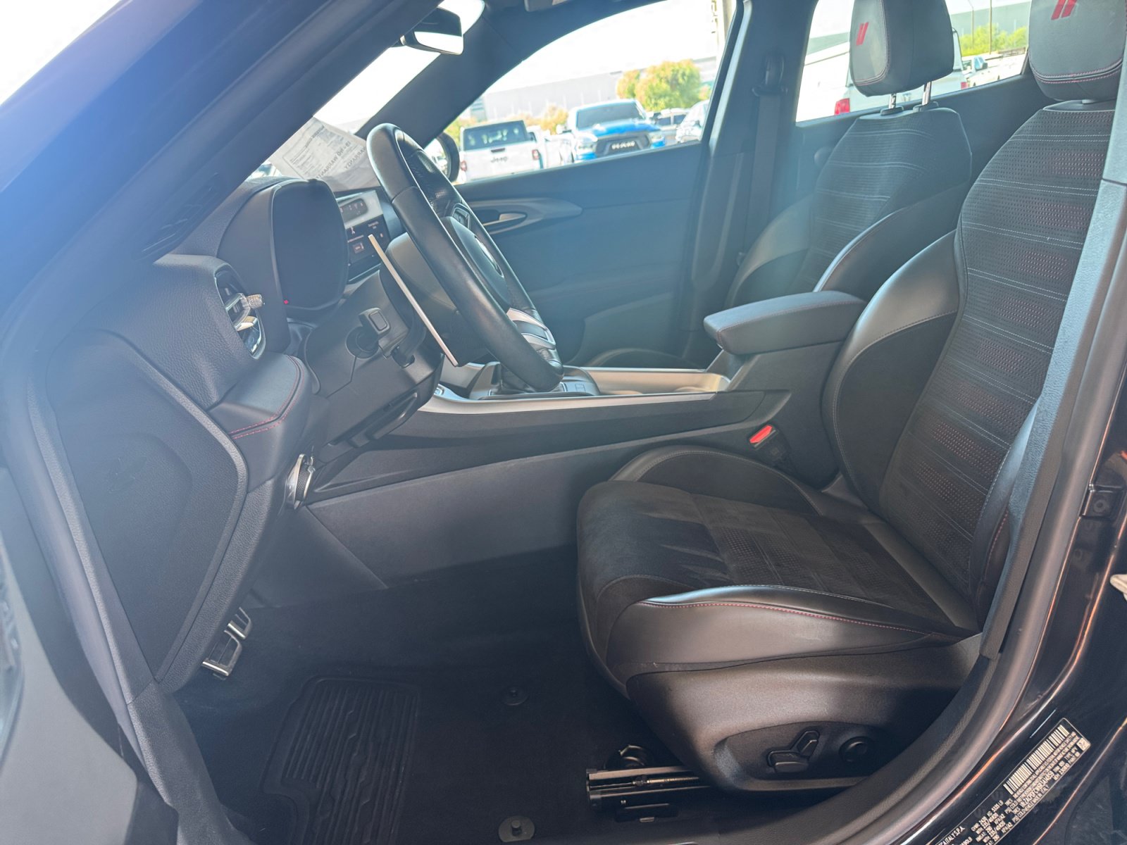 Used 2024 Dodge Hornet R/T w/ Track Pack AWD/4WD image 9