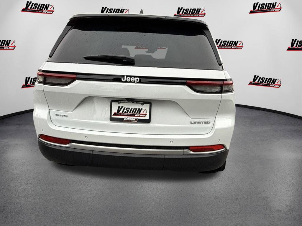 Used 2026 Jeep Grand Cherokee Limited AWD/4WD image 6