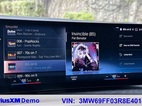 Used 2024 BMW 330i Sedan image 35