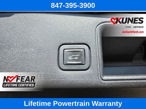 Used 2018 GMC Terrain SLE w/ Driver Convenience Package image 32