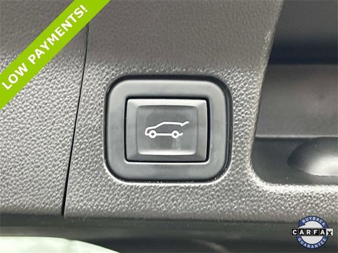 Used 2021 GMC Acadia SLT w/ Technology Package image 13