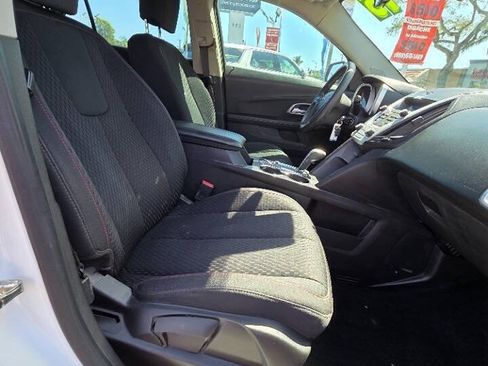 Used 2015 Chevrolet Equinox LS FWD image 13