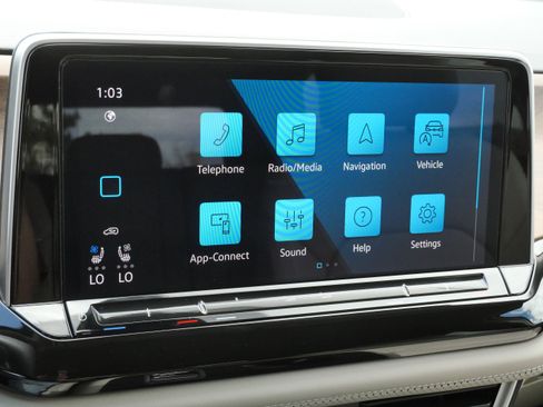 Certified 2025 Volkswagen Atlas SE AWD/4WD image 23