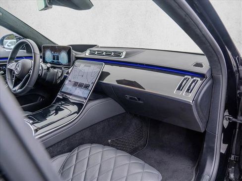 Used 2023 Mercedes-Benz S 580 4MATIC Sedan image 30