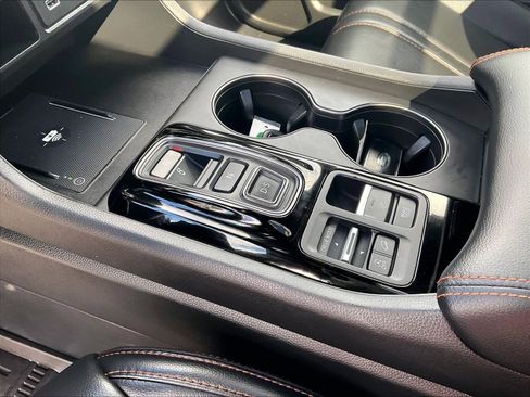 Used 2025 Honda Pilot TrailSport image 21