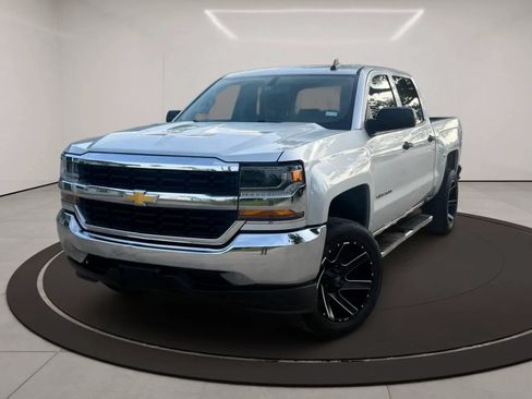 Used 2017 Chevrolet Silverado 1500 LS w/ LS Convenience Package RWD image 3