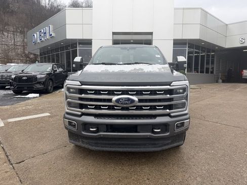 Used 2023 Ford F350 Platinum image 2