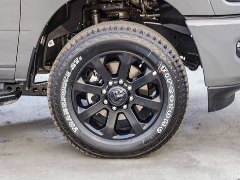 New 2026 RAM 2500 Big Horn AWD/4WD image 11