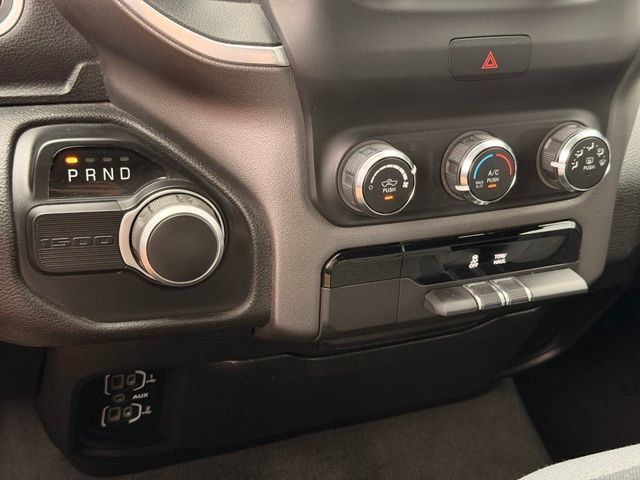 Used 2021 RAM 1500 Big Horn RWD image 30