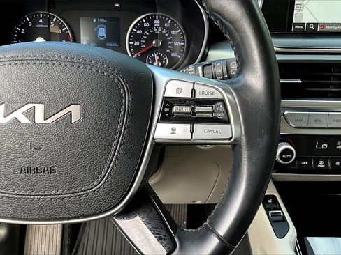 Used 2022 Kia Telluride S image 11