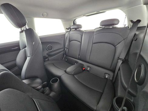 Used 2014 MINI Cooper S FWD image 16