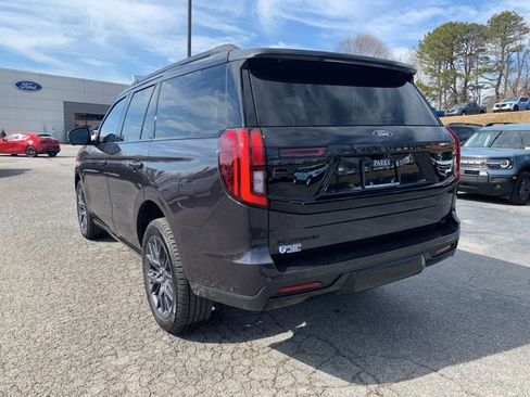 New 2025 Ford Expedition Platinum w/ Stealth Performance Package image 6