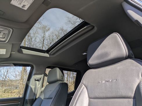 Certified 2024 GMC Sierra 1500 Denali w/ Technology Package image 14