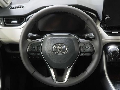 Used 2025 Toyota RAV4 Limited w/ Weather Package AWD/4WD image 23