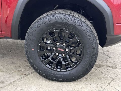 New 2026 GMC Canyon Elevation w/ Convenience Package image 32