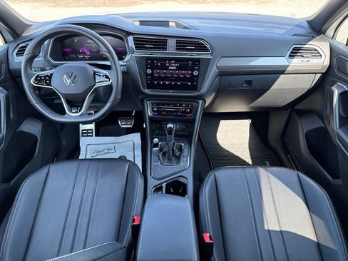 Certified 2023 Volkswagen Tiguan SE R-Line FWD image 28