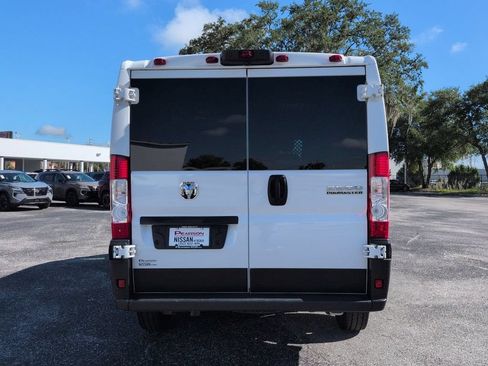 Used 2025 RAM ProMaster 2500 w/ U-Haul Equipment Group FWD image 5