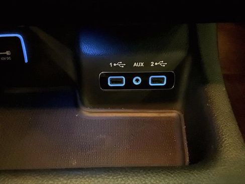 Used 2018 Dodge Durango SXT w/ Quick Order Package 2BB AWD/4WD image 32