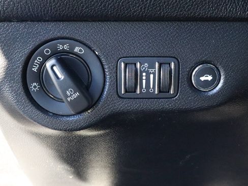 Used 2022 Dodge Challenger GT w/ Blacktop Package image 15