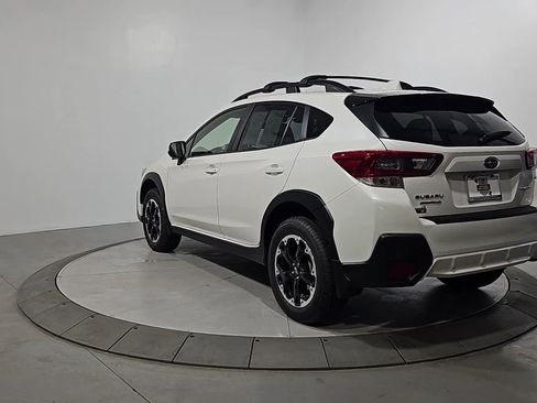 Certified 2022 Subaru Crosstrek 2.0i Premium w/ Moonroof Package image 3
