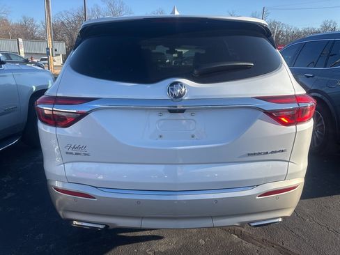 Used 2018 Buick Enclave Avenir image 4