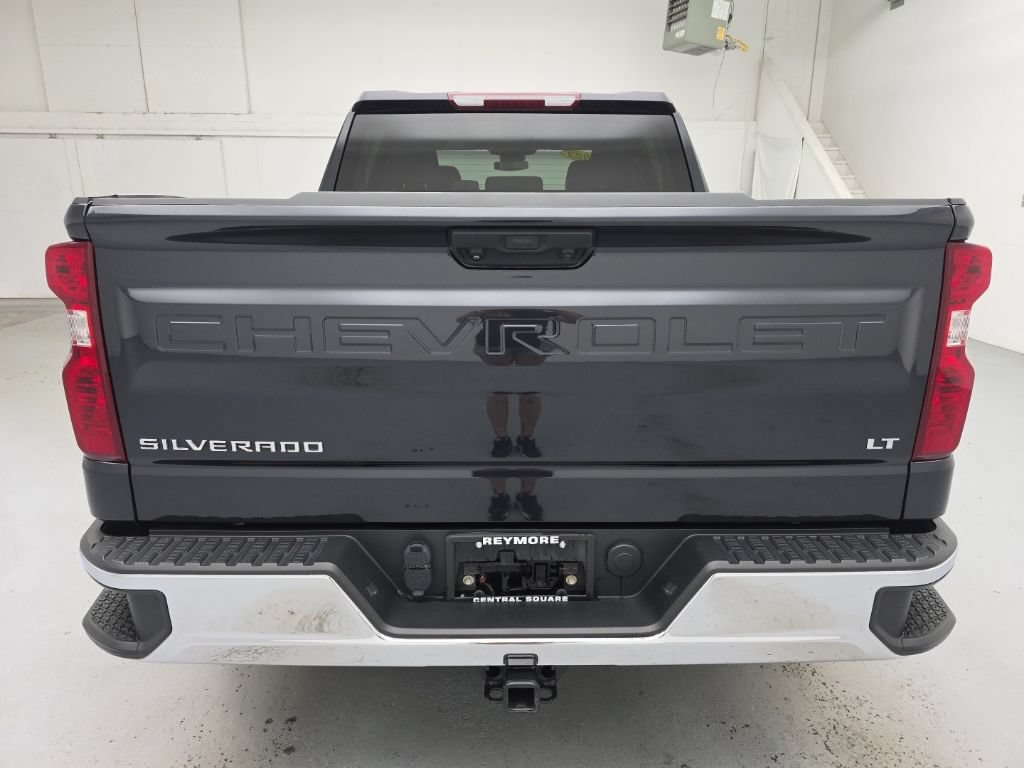 Used 2023 Chevrolet Silverado 1500 LT AWD/4WD image 11