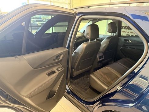 Used 2022 Chevrolet Equinox RS w/ LPO, Floor Liner Package image 14