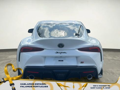 Used 2025 Toyota Supra Premium w/ Driver Assist Package image 5